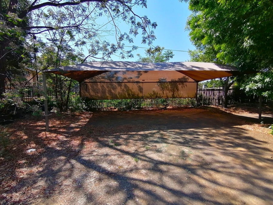 8 Bedroom Property for Sale in Park West Free State